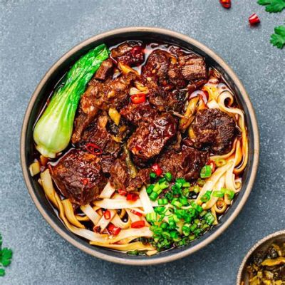  Braised Noodles with Mutton in a Spicy Soup: Can This Hearty Delight Transport You to the Streets of Zhumadian?