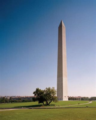 Show me a picture of the Washington Monument, and let's discuss how it stands as a silent witness to the evolution of urban landscapes.