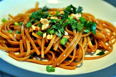   Spicy Sesame Noodles: Can this Humble Shiyan Dish Conquer Your Taste Buds?