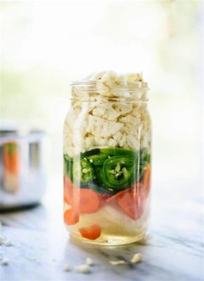  Spicy Tofu Pudding With Pickled Vegetables! An Adventure for Your Taste Buds