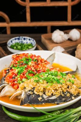  Steamed Fish Head with Chopped Chili Peppers and Crunchy Bean Sprouts: Can This Pingxiang City Staple Spice Up Your Culinary Adventures?